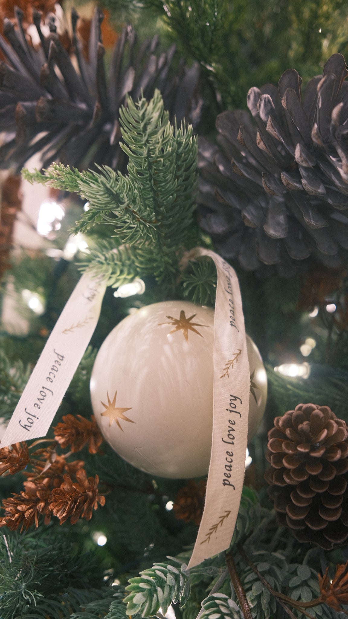Star Ball Ornament