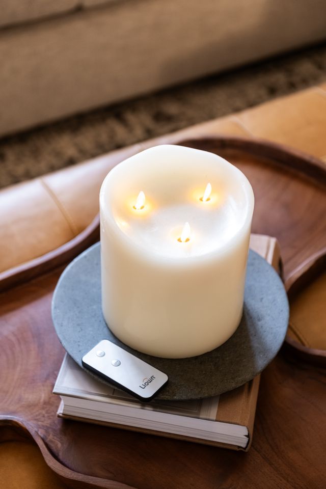 Ivory Moving 3 Flame Candle