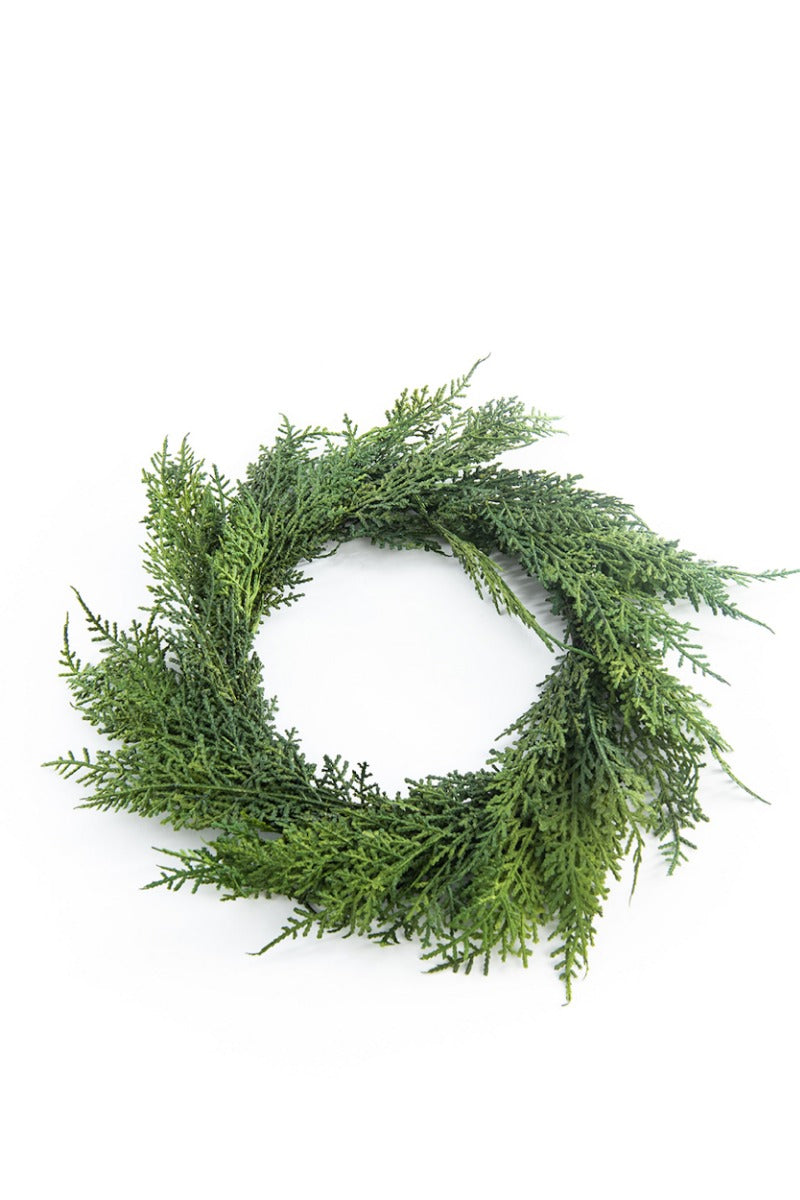 GH Signature Small Cedar Wreath