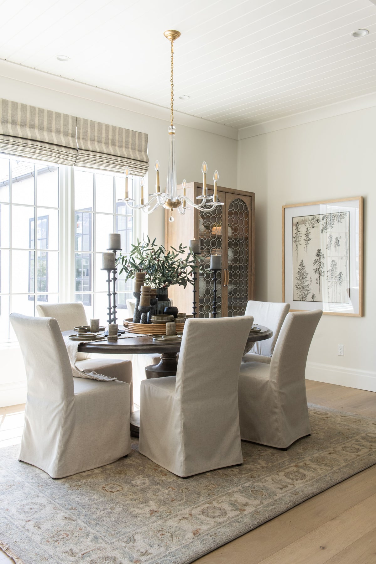 KITCHEN & DINING