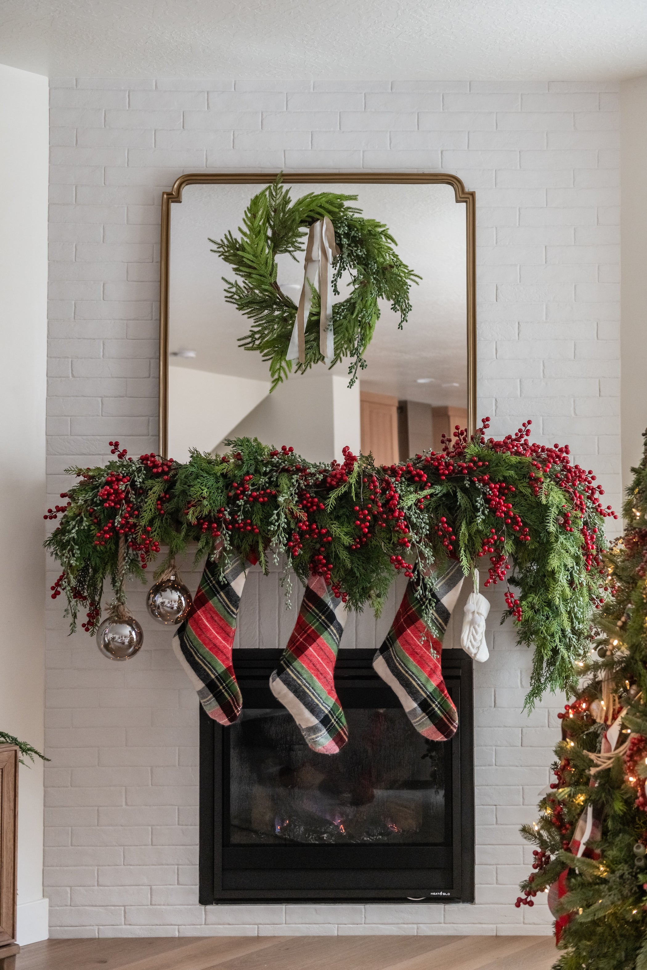 Mixed Pine Hanging Greens